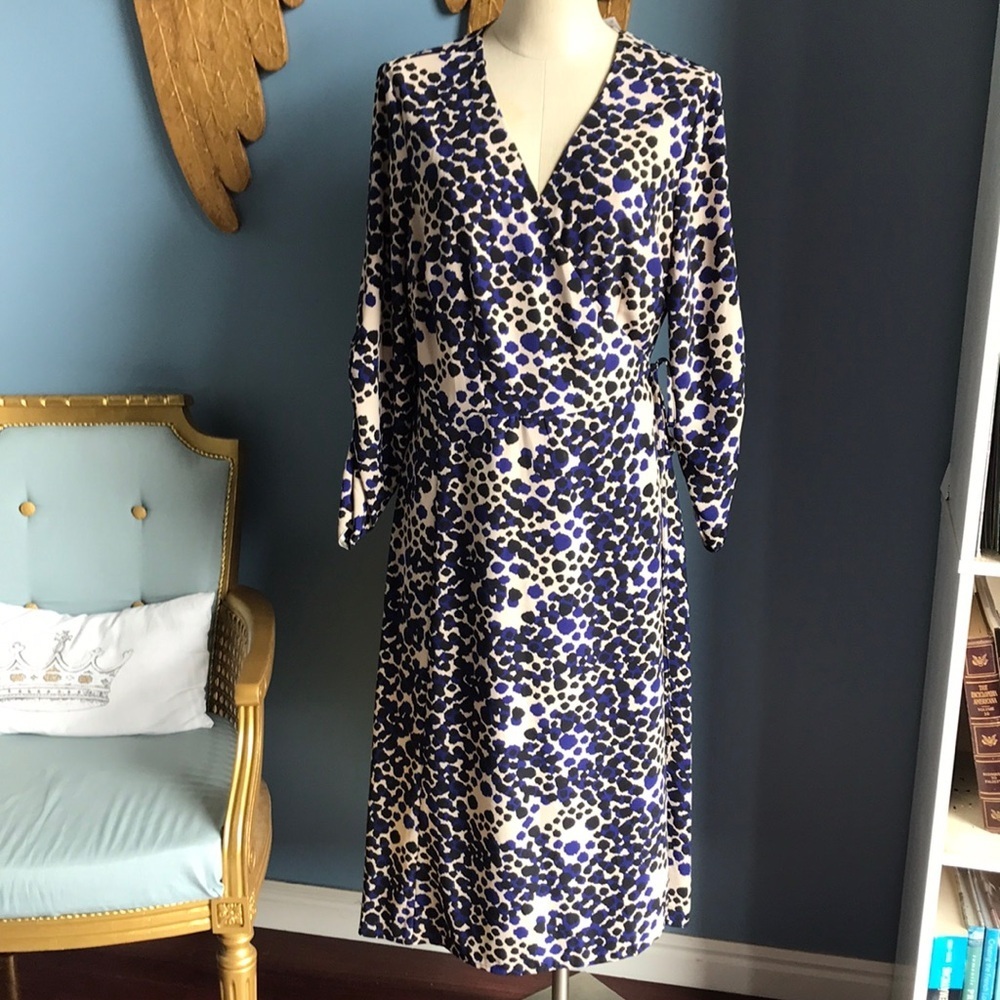 NWT Soon Black beige & purple printed midi wrap dress. 3/4 ruged sleeves size 14